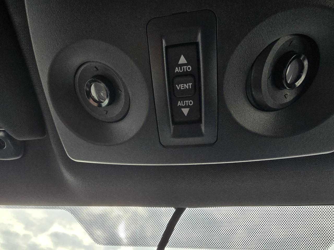 Chrysler 200 Limited 2013