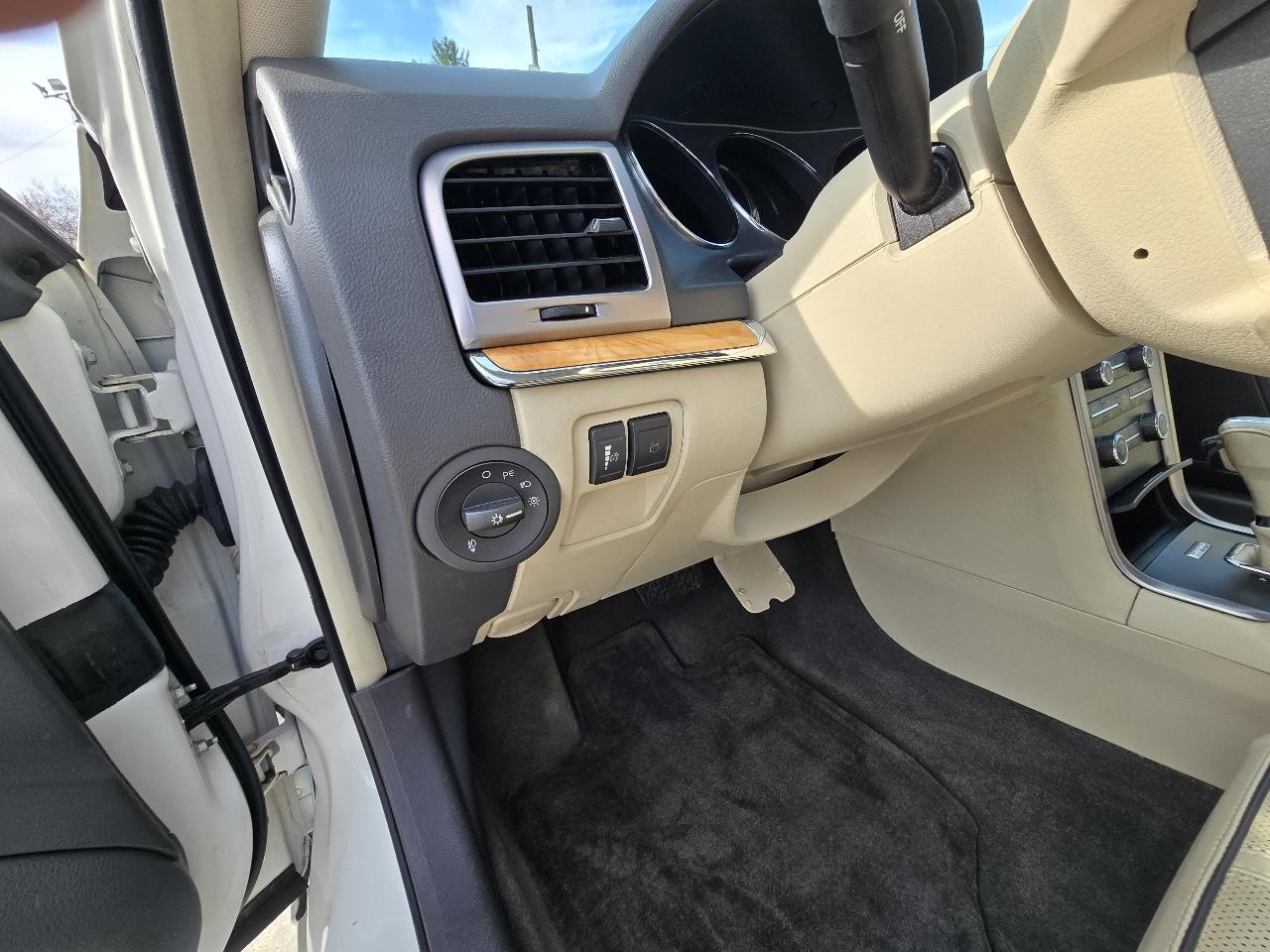 Lincoln MKZ AWD 2012