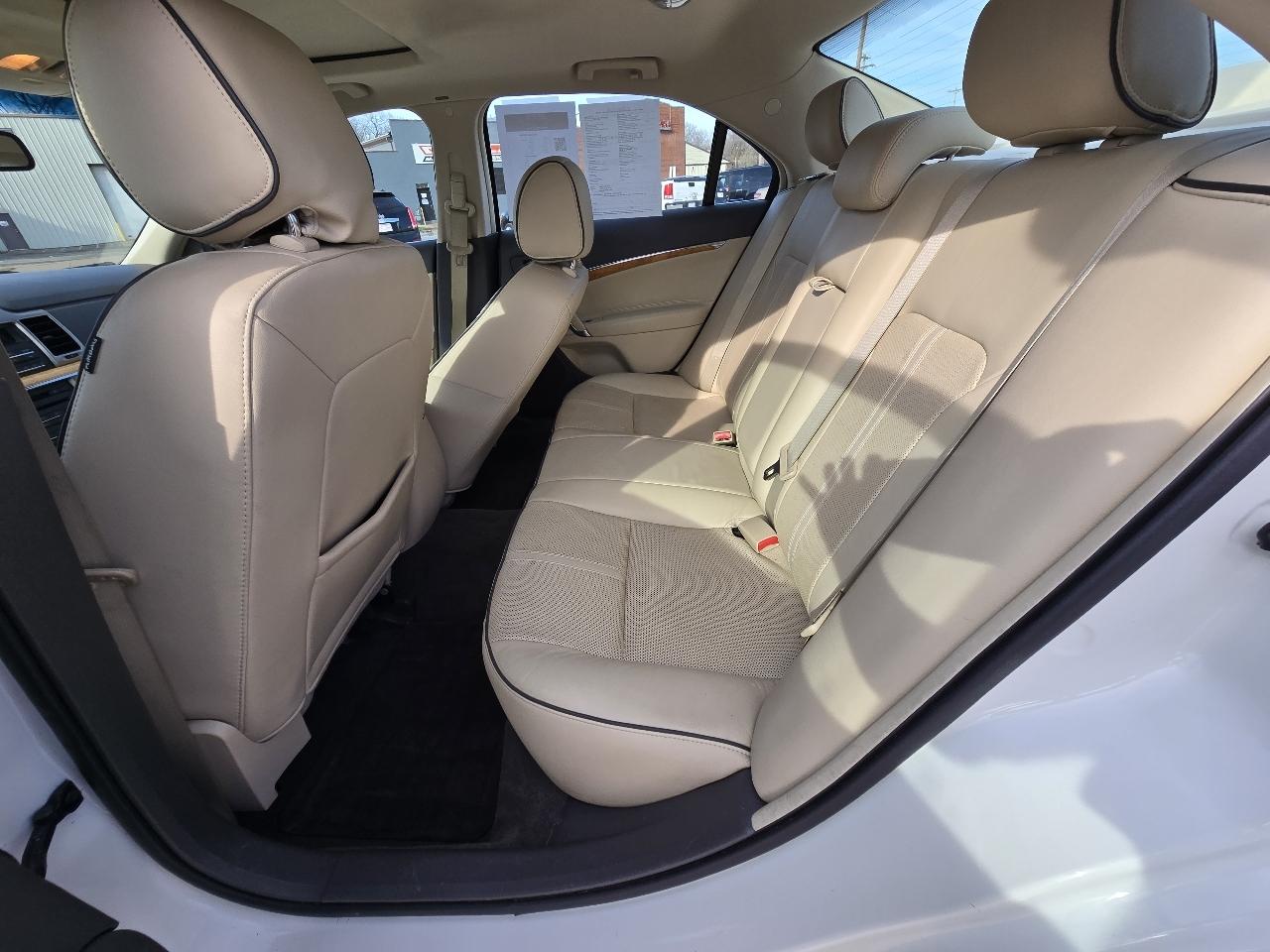 Lincoln MKZ AWD 2012