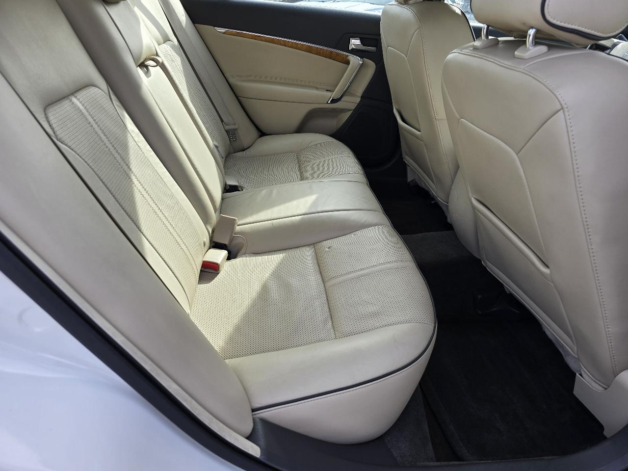 Lincoln MKZ AWD 2012