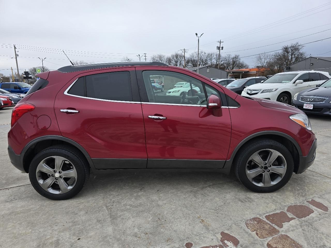 View vehicle photo 3