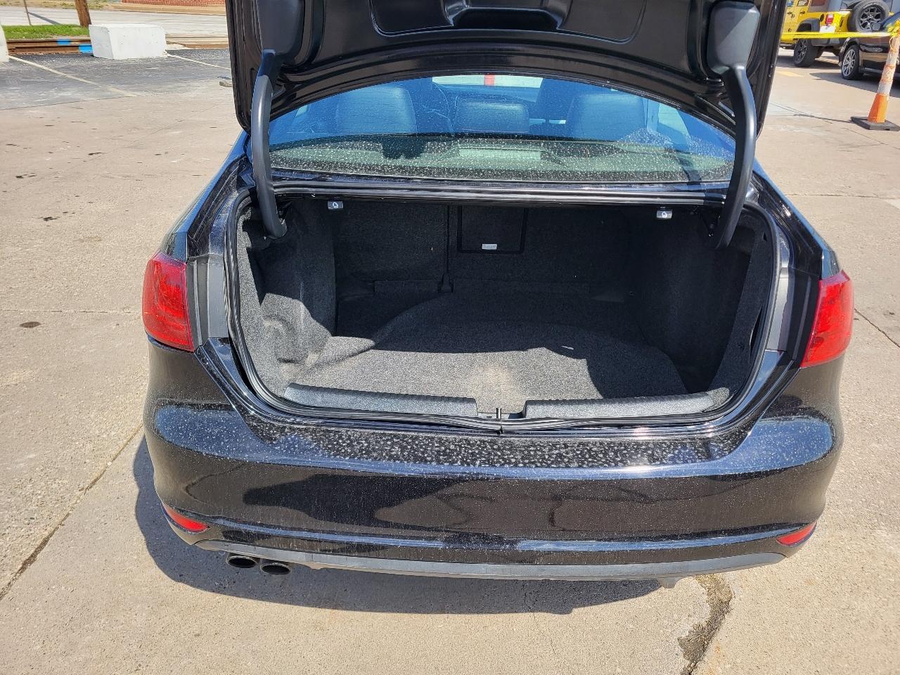 Volkswagen Jetta 2.0T GLI 2013