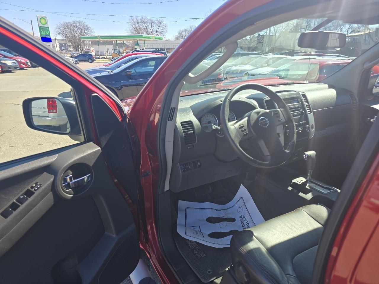 Nissan Xterra Pro-4X 4WD 2012