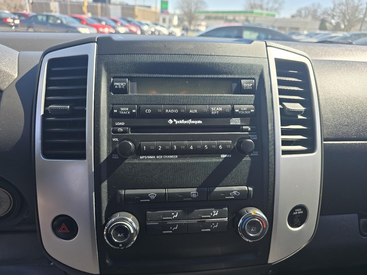 Nissan Xterra Pro-4X 4WD 2012