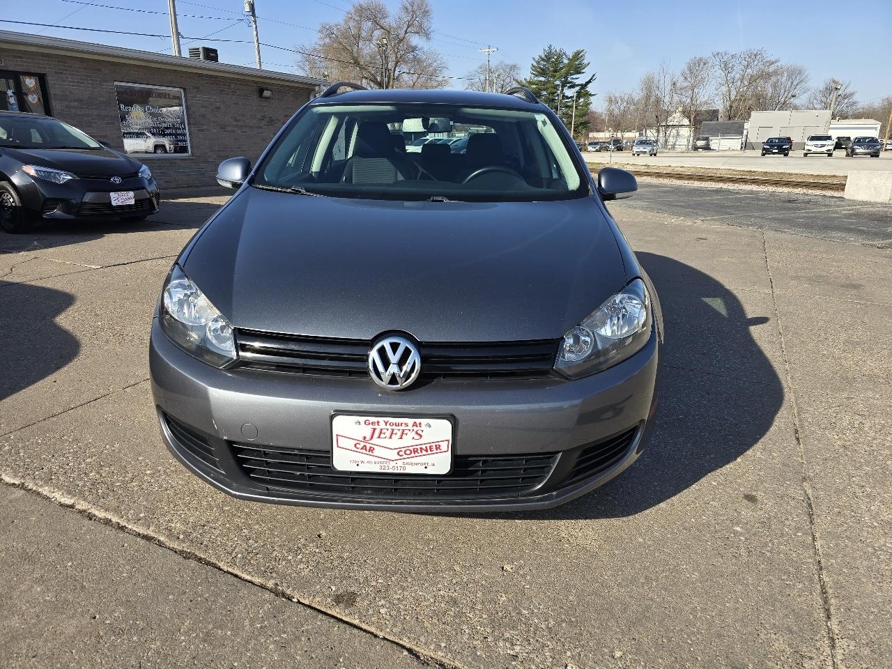 Volkswagen Jetta SportWagen 2.5L SE PZEV 2014