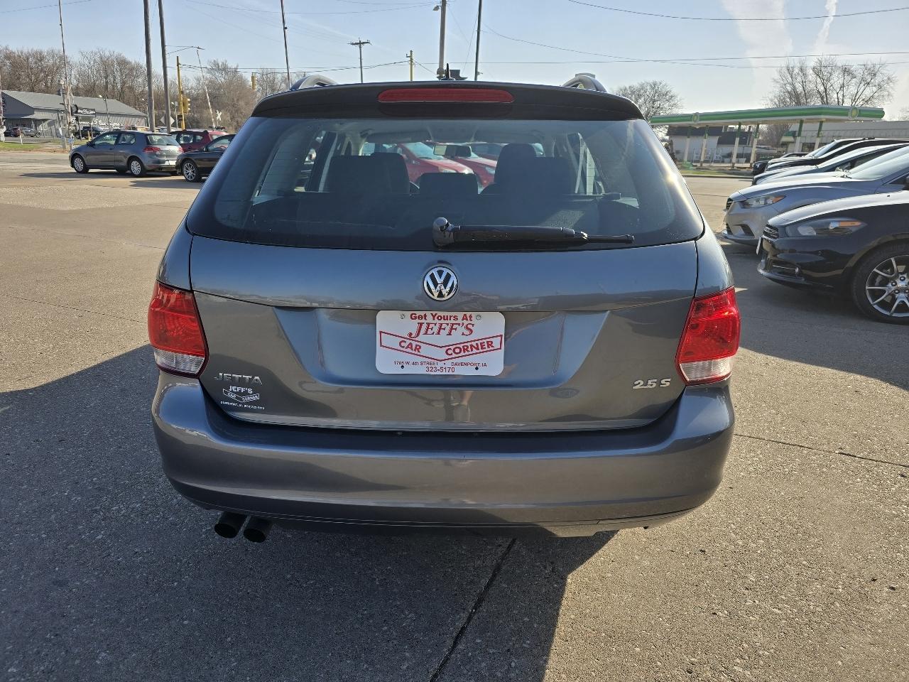 Volkswagen Jetta SportWagen 2.5L SE PZEV 2014