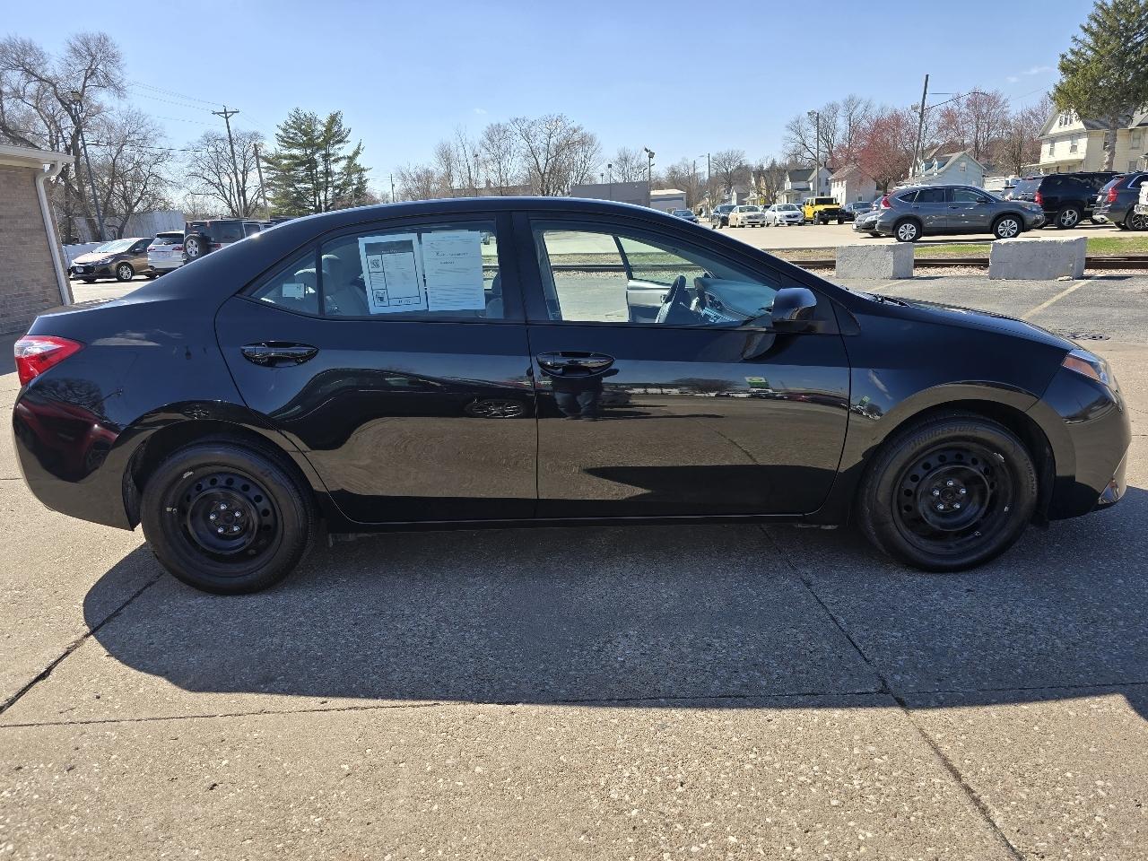 Toyota Corolla LE CVT 2015