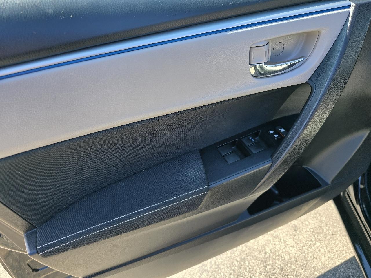 Toyota Corolla LE CVT 2015