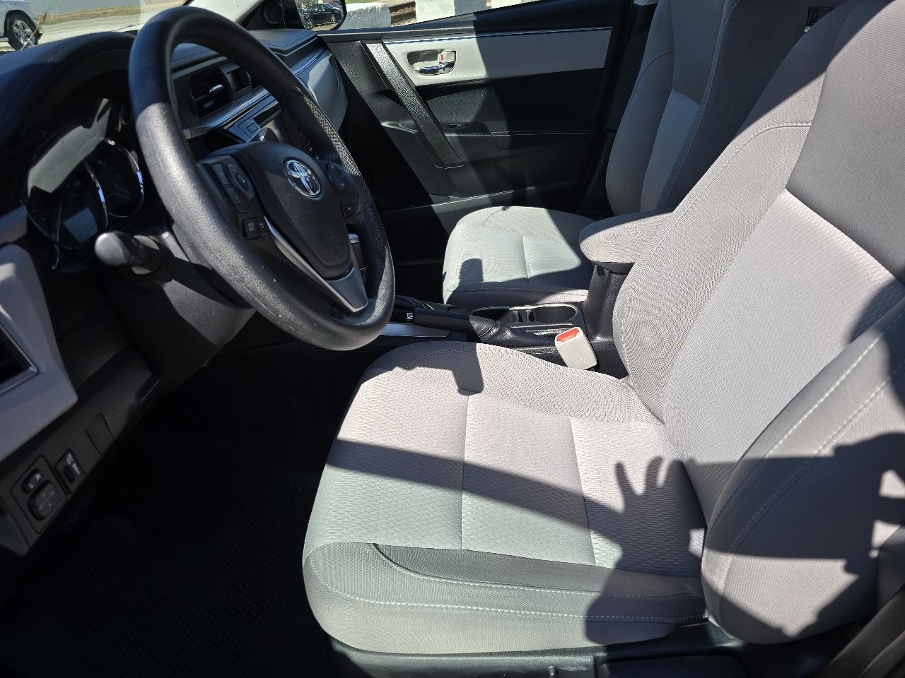 Toyota Corolla LE CVT 2015