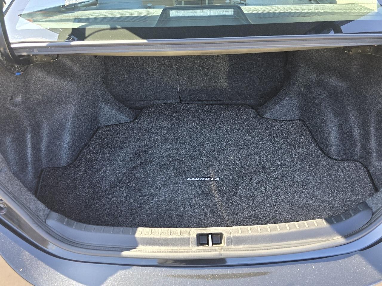 Toyota Corolla LE CVT 2015