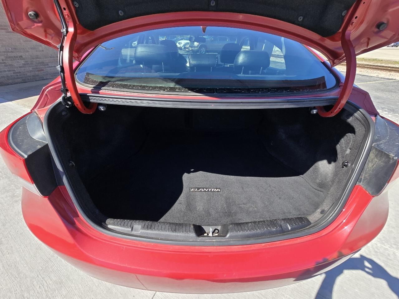 Hyundai Elantra Limited 2013