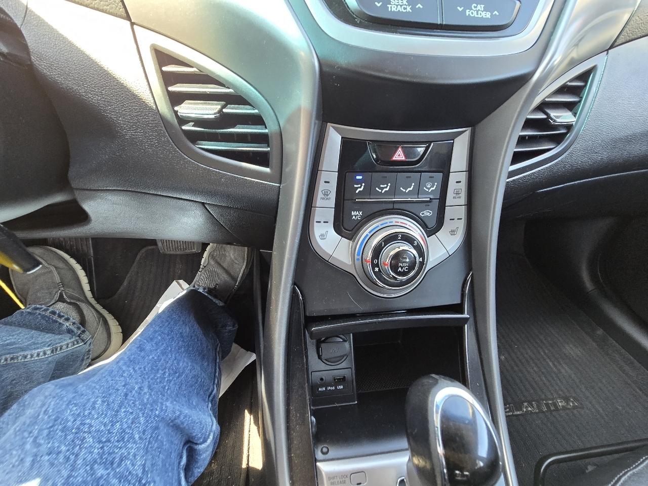 Hyundai Elantra Limited 2013