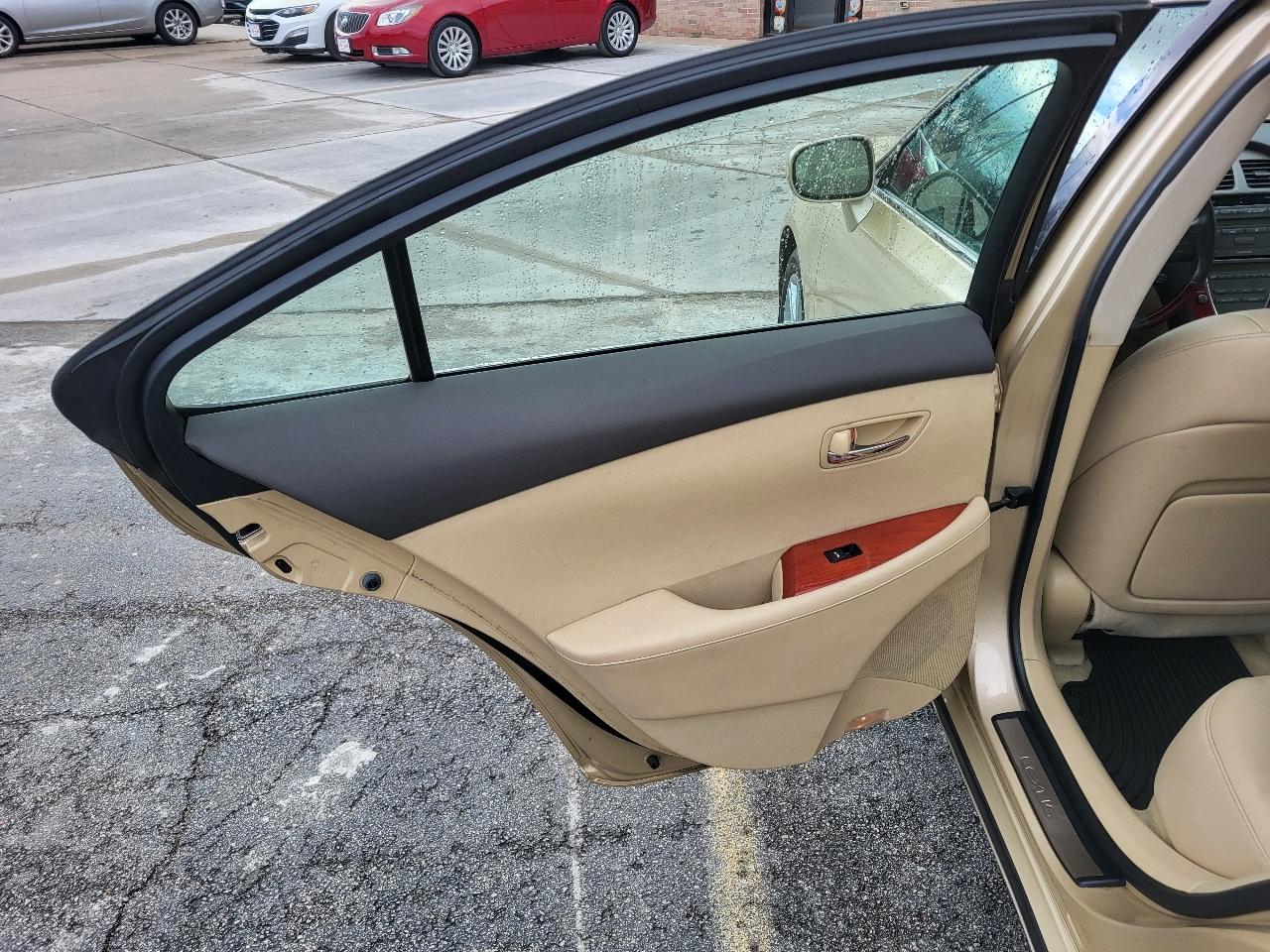 Lexus ES 350 Sedan 2009