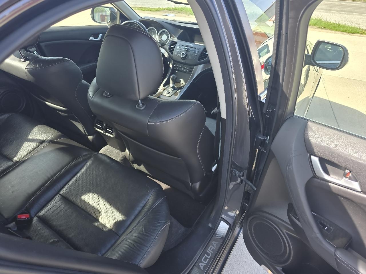 Acura TSX 5-Spd AT 2014