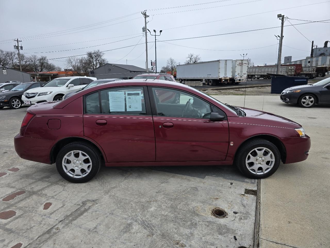 Saturn ION Sedan 2 2004