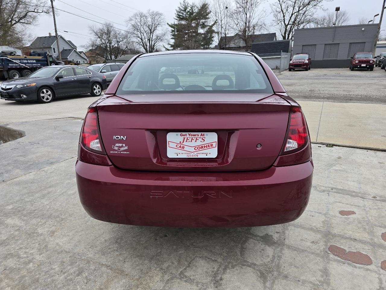 Saturn ION Sedan 2 2004