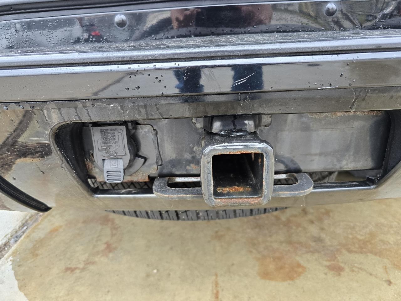 GMC Yukon Denali 2WD 2011