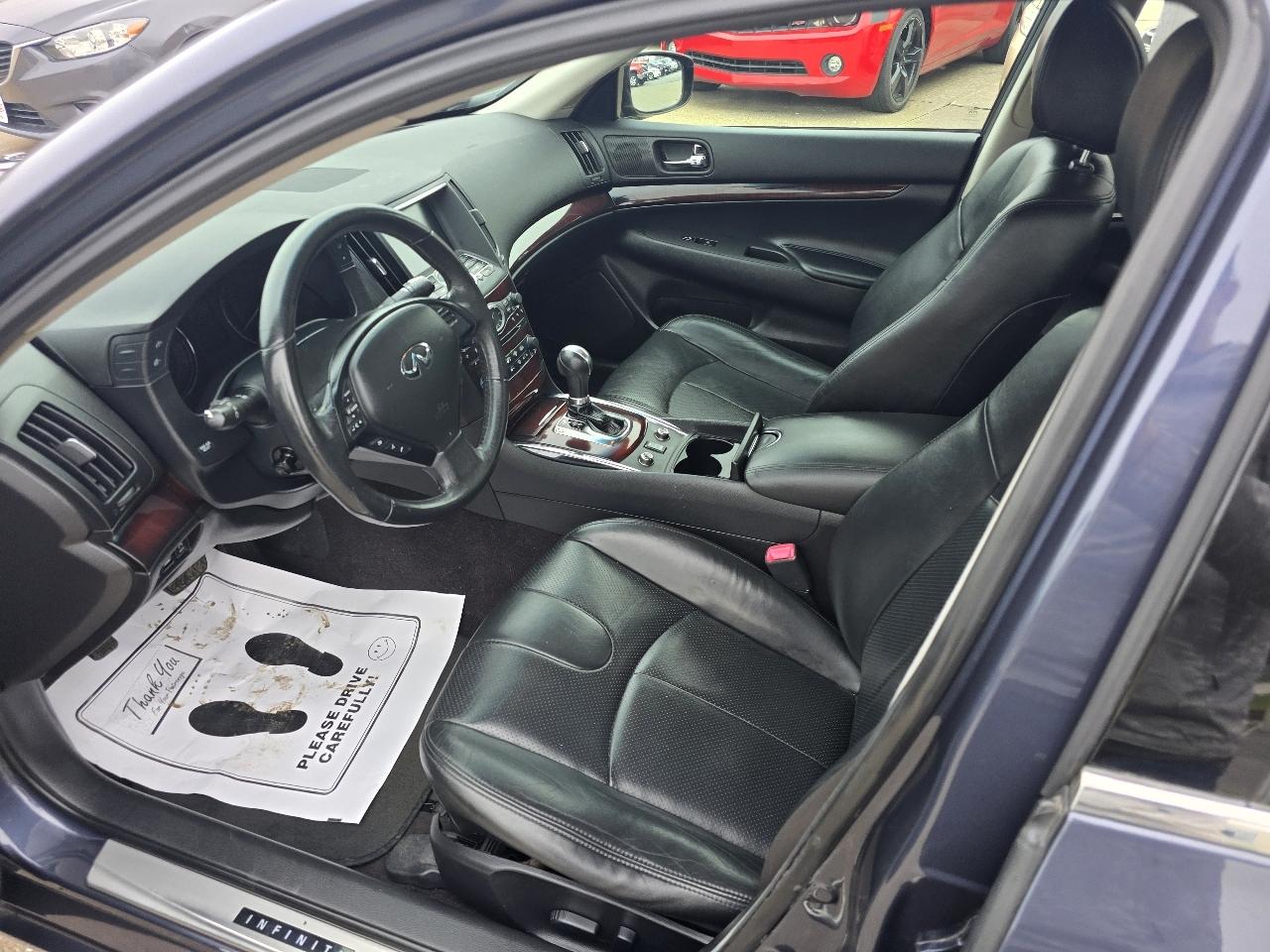 Infiniti G Sedan 37x AWD 2012
