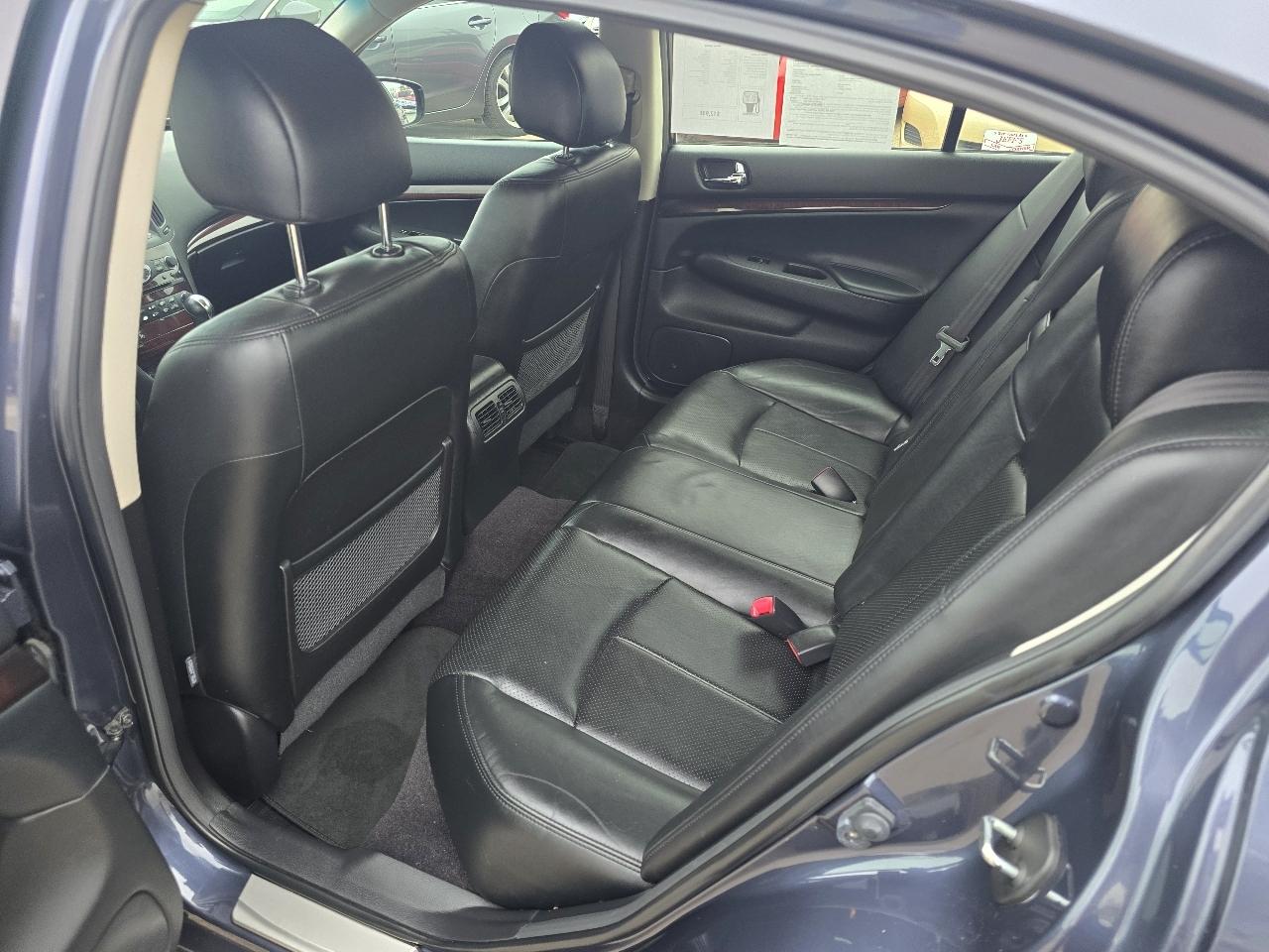 Infiniti G Sedan 37x AWD 2012