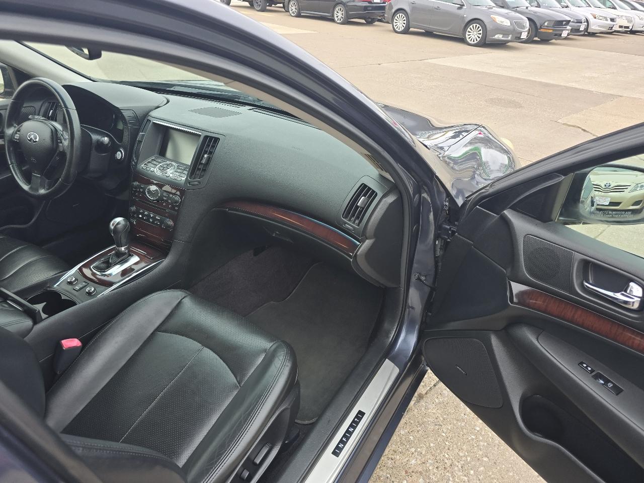 Infiniti G Sedan 37x AWD 2012