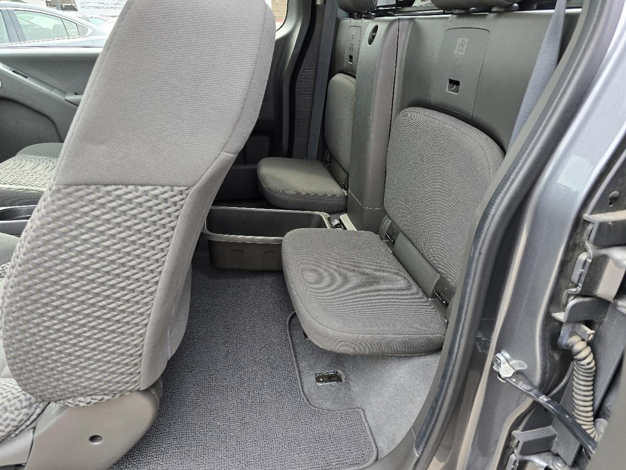 Nissan Frontier SV King Cab 4WD at 2019