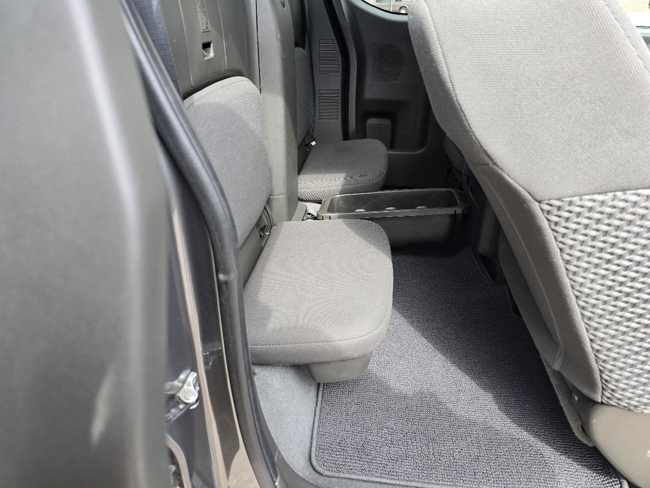 Nissan Frontier SV King Cab 4WD at 2019