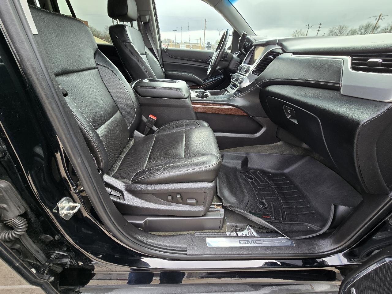 GMC Yukon SLT 4WD 2015