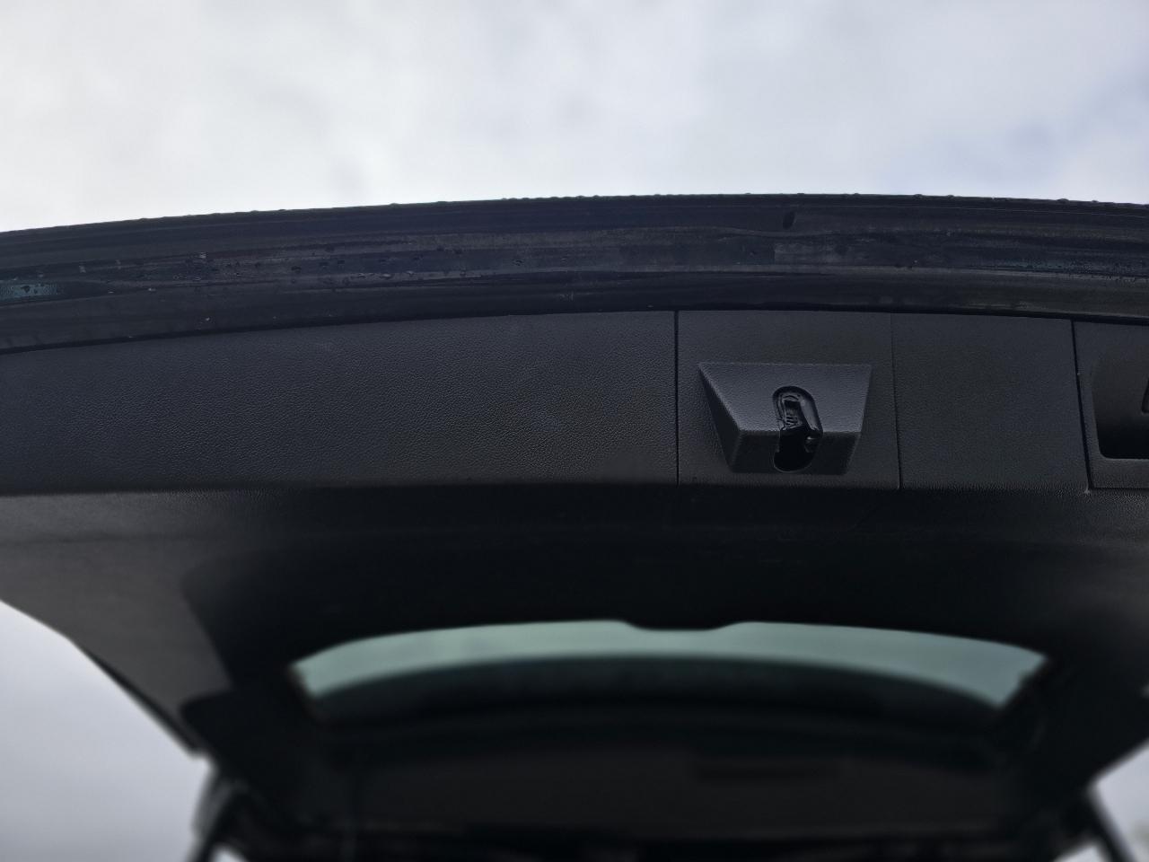 GMC Yukon SLT 4WD 2015