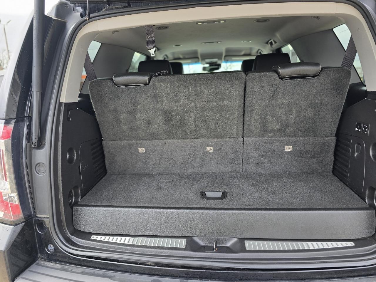 GMC Yukon SLT 4WD 2015