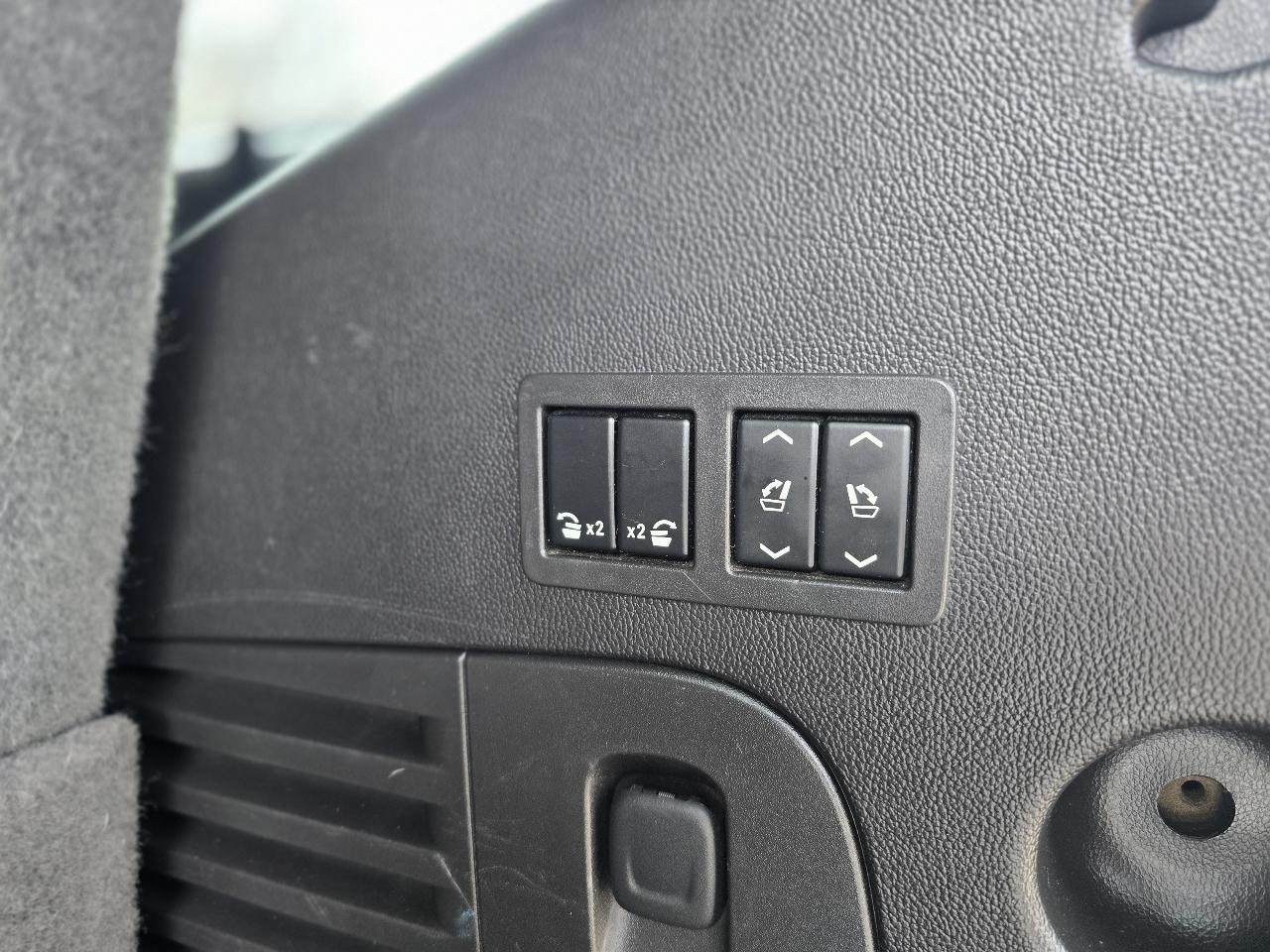 GMC Yukon SLT 4WD 2015