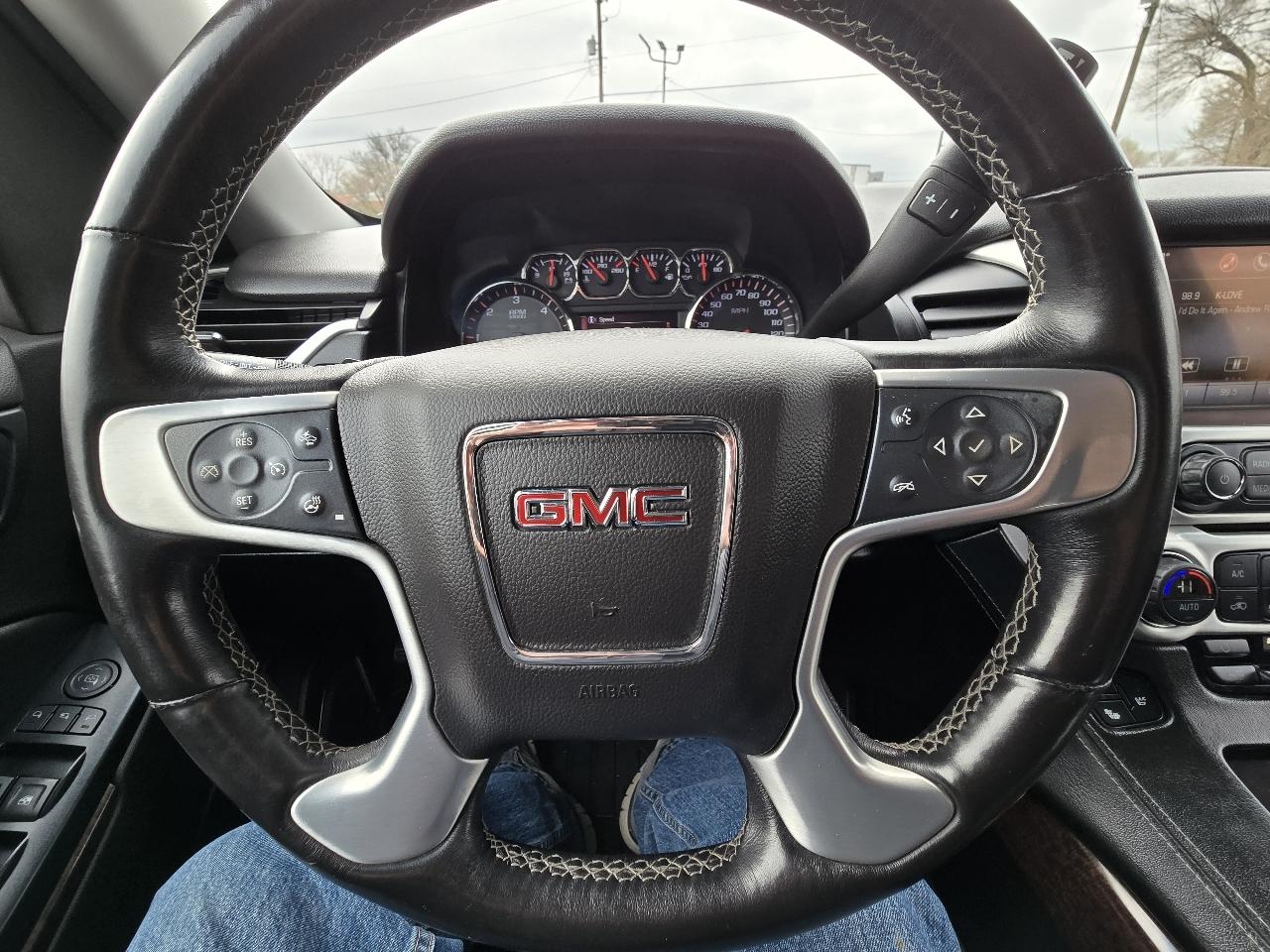 GMC Yukon SLT 4WD 2015