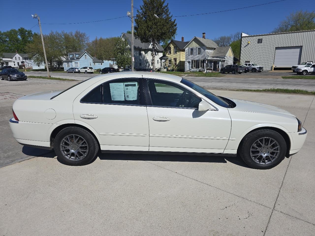 Lincoln LS 4dr Sdn V6 Auto 2003