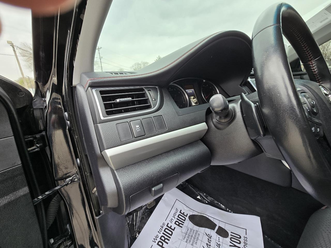 Toyota Camry SE 2016