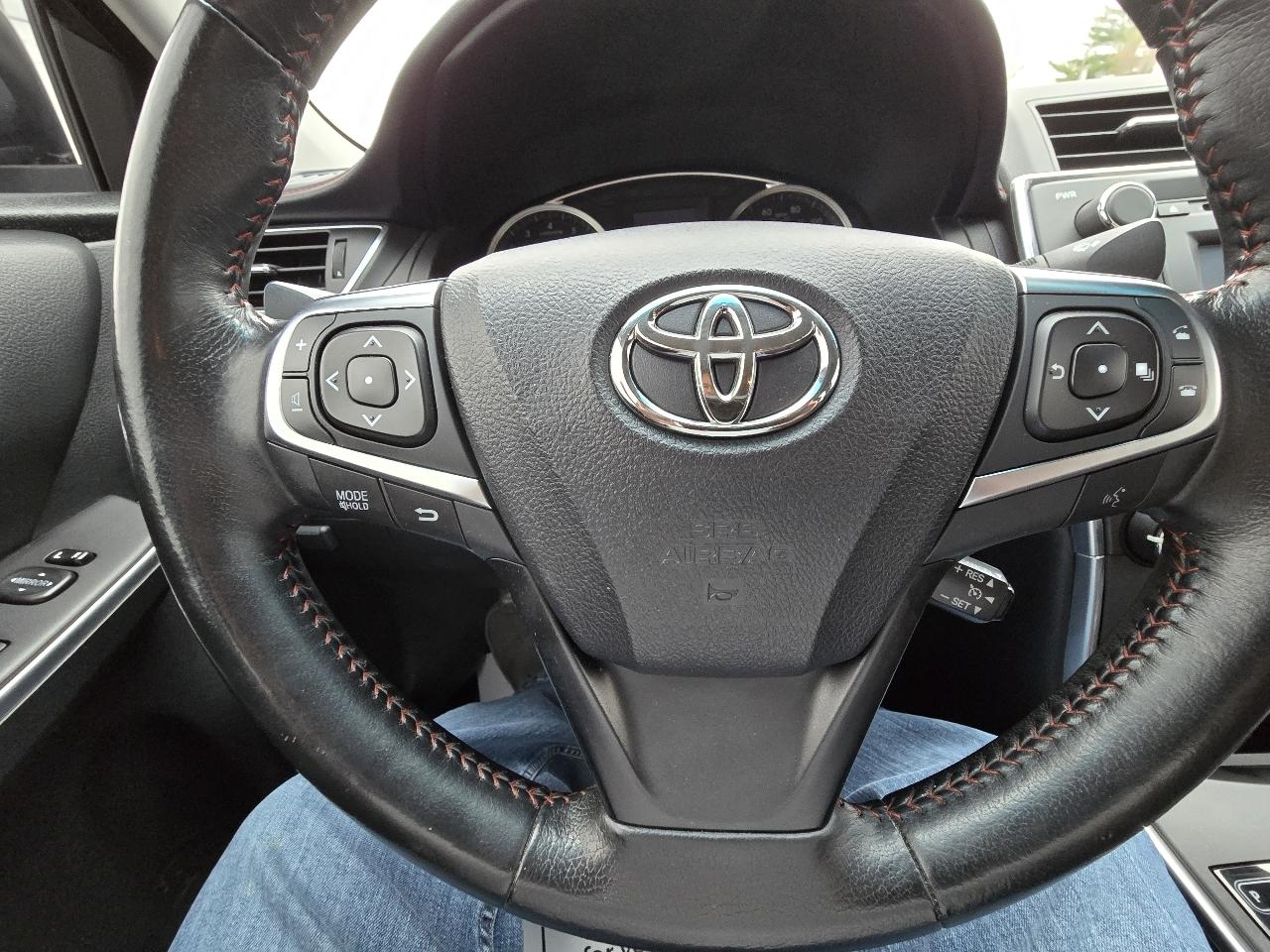 Toyota Camry SE 2016