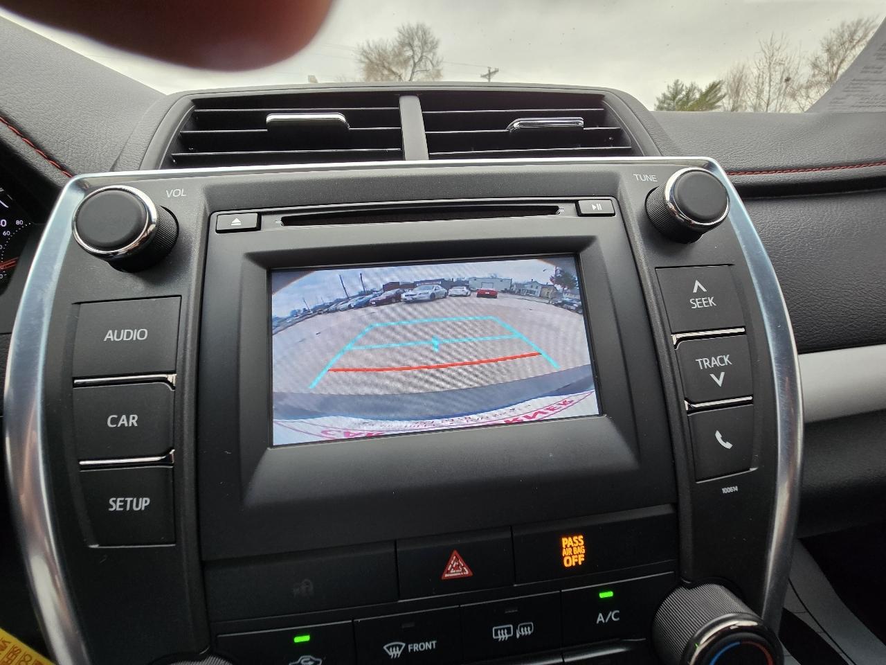 Toyota Camry SE 2016