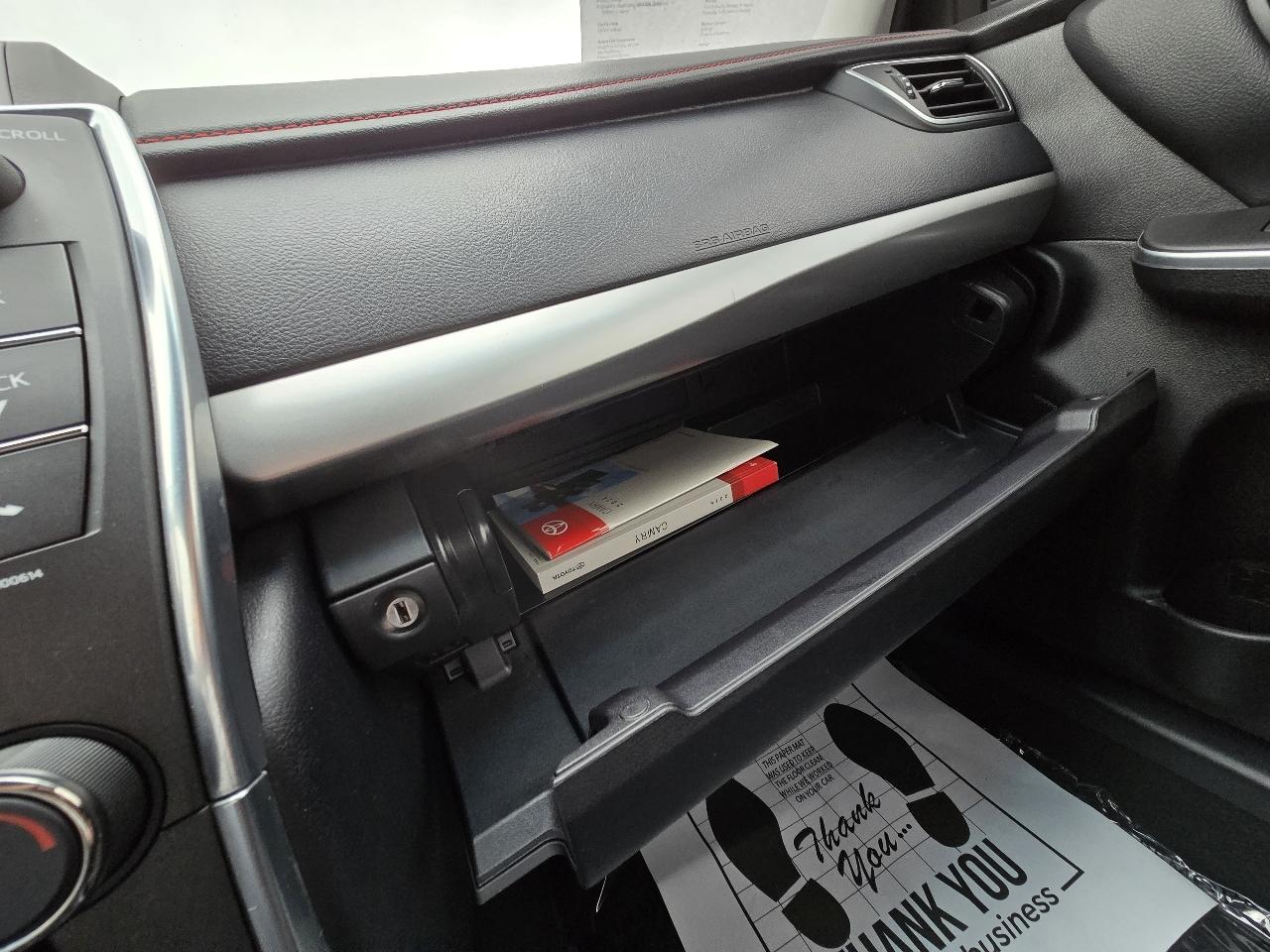 Toyota Camry SE 2016