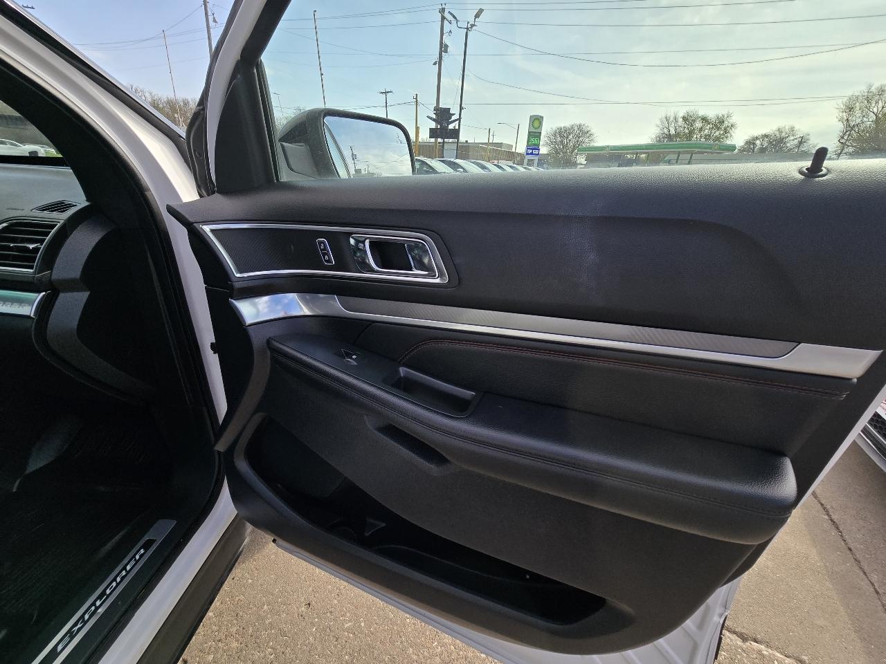 Ford Explorer Sport 4WD 2019