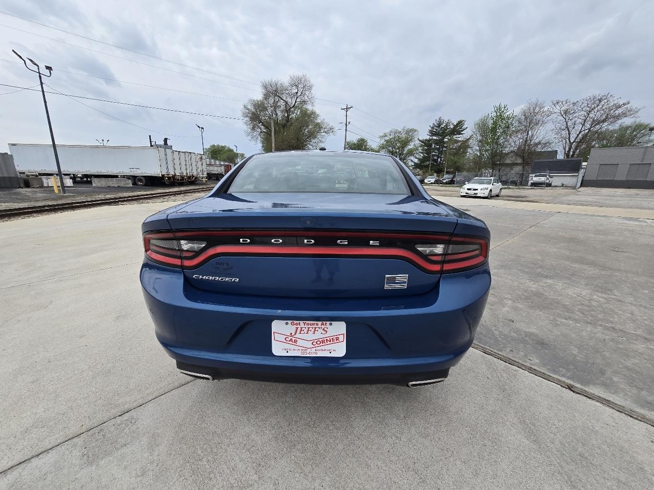 Dodge Charger SXT 2021