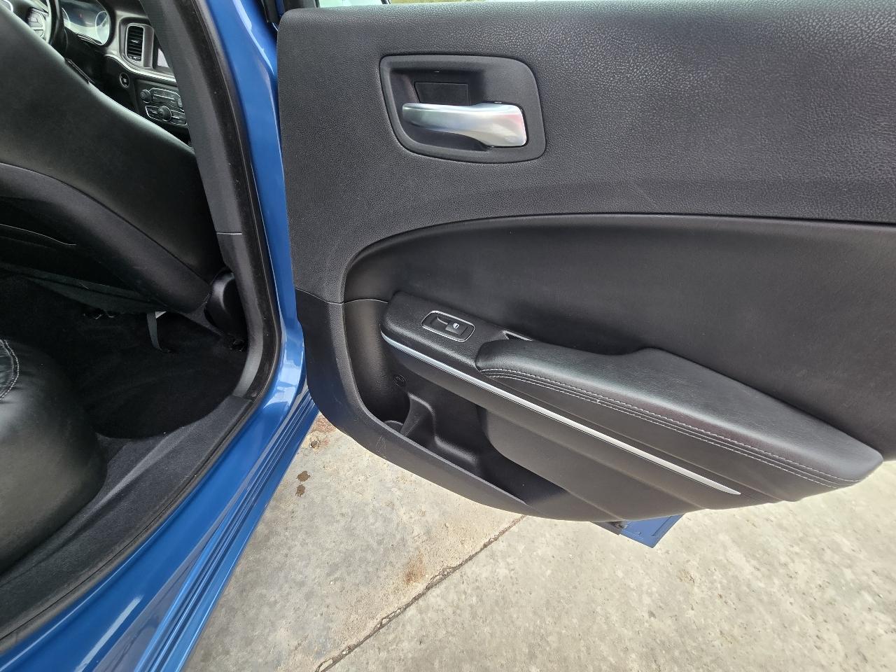 Dodge Charger SXT 2021