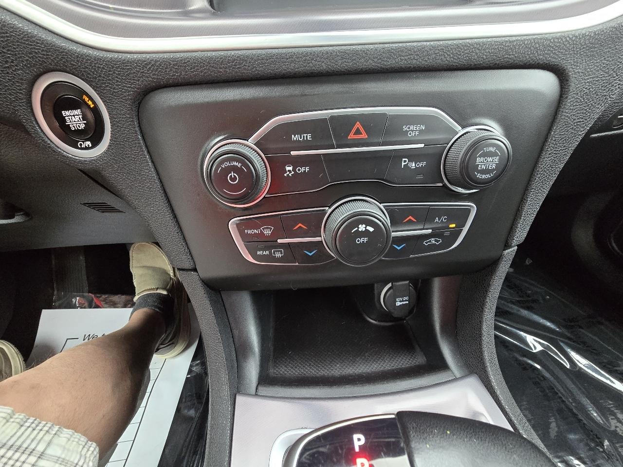 Dodge Charger SXT 2021