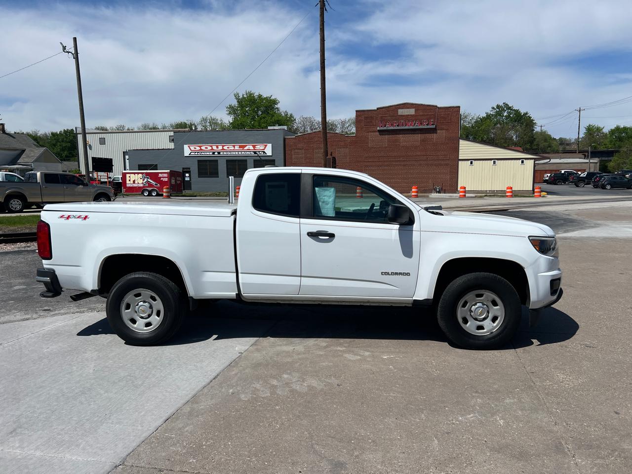 Chevrolet Colorado Work Truck Ext. Cab 4WD 2017