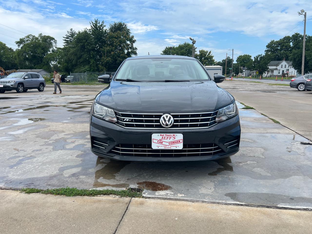 Volkswagen Passat Sedan  2018