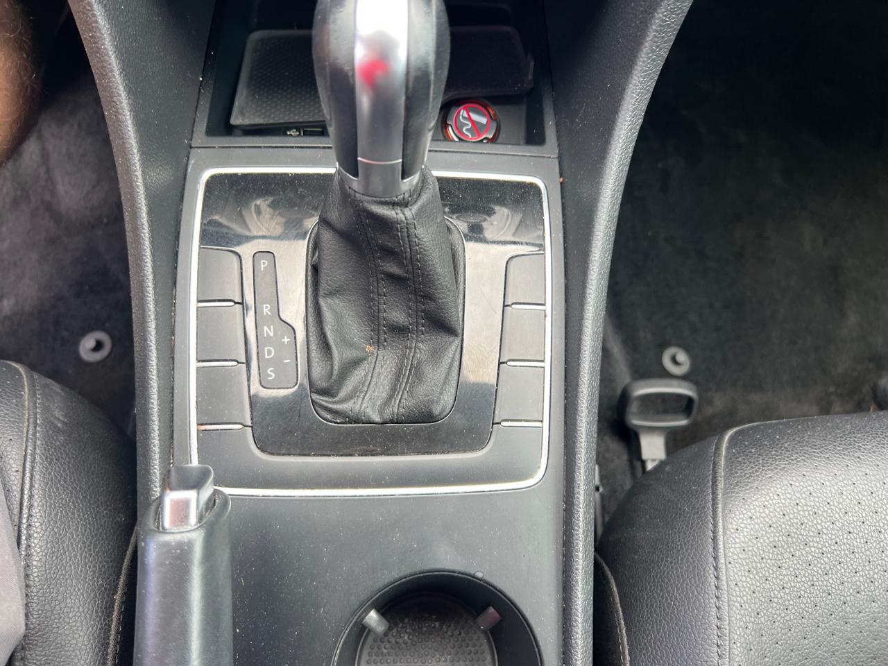Volkswagen Passat Sedan  2018