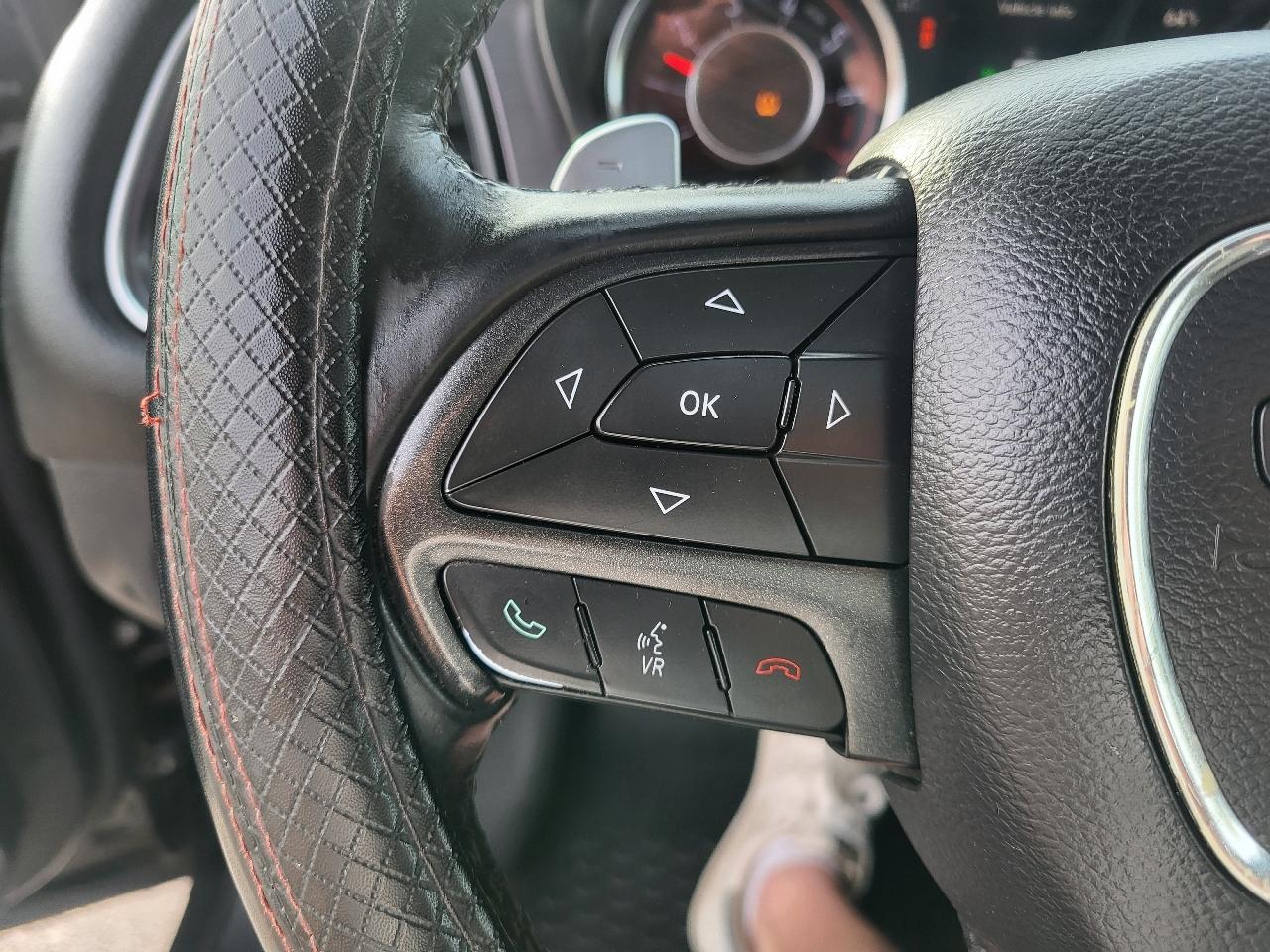 Dodge Challenger SXT 2015