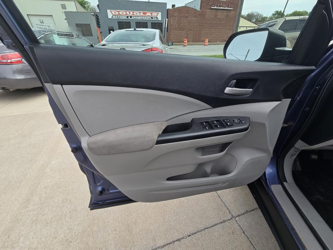 Honda CR-V LX 4WD 5-Speed AT 2013