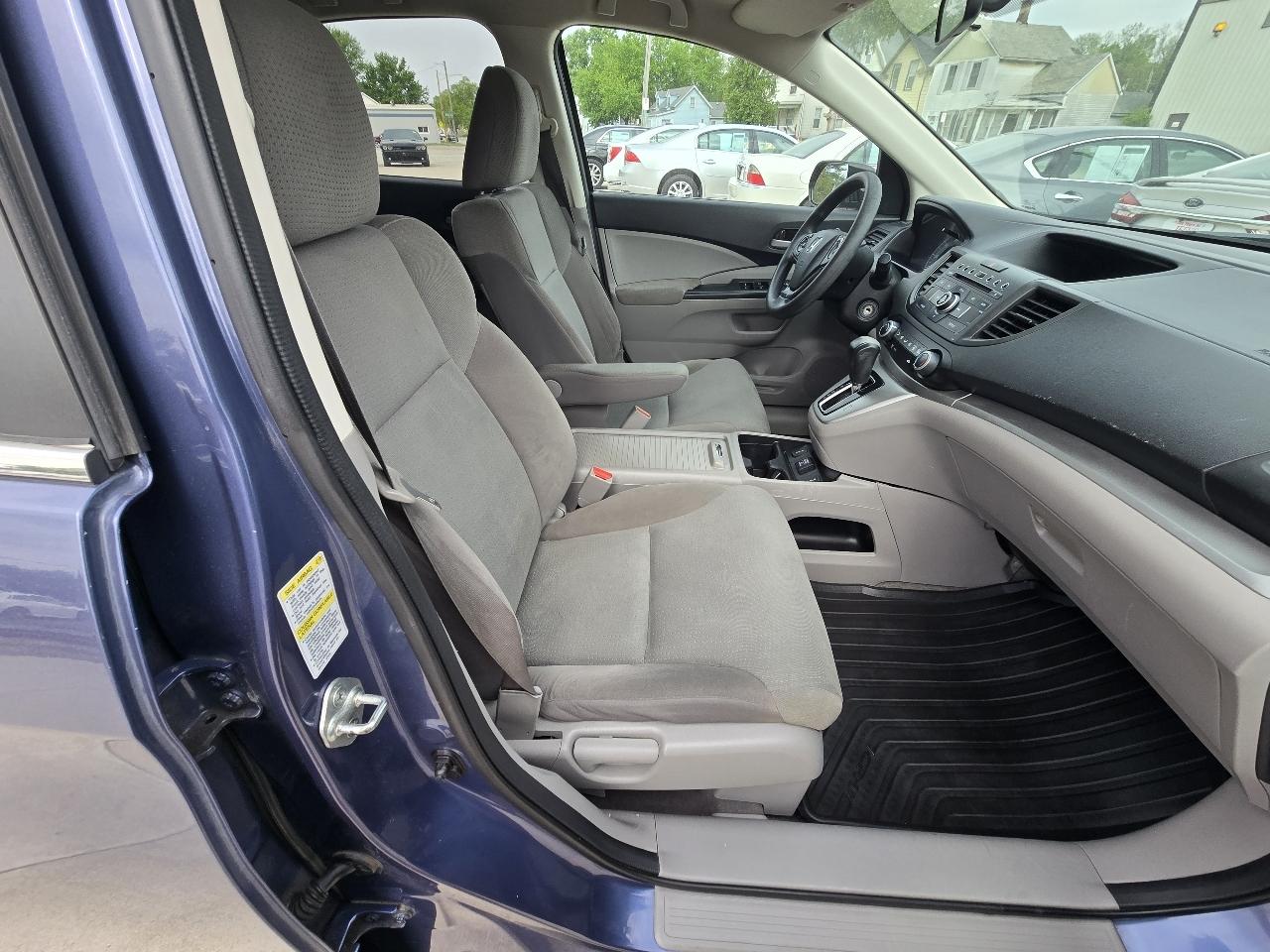 Honda CR-V LX 4WD 5-Speed AT 2013