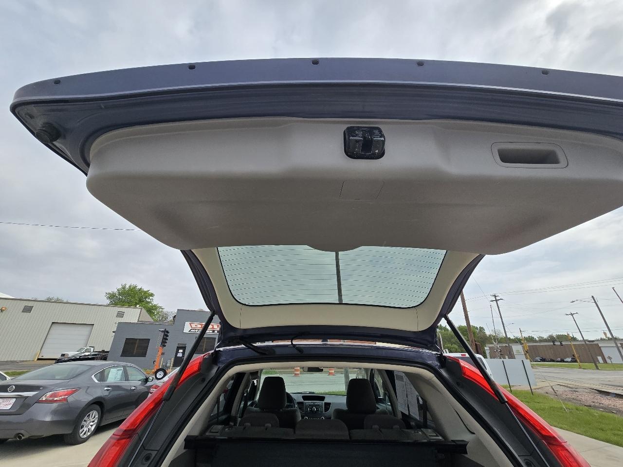 Honda CR-V LX 4WD 5-Speed AT 2013