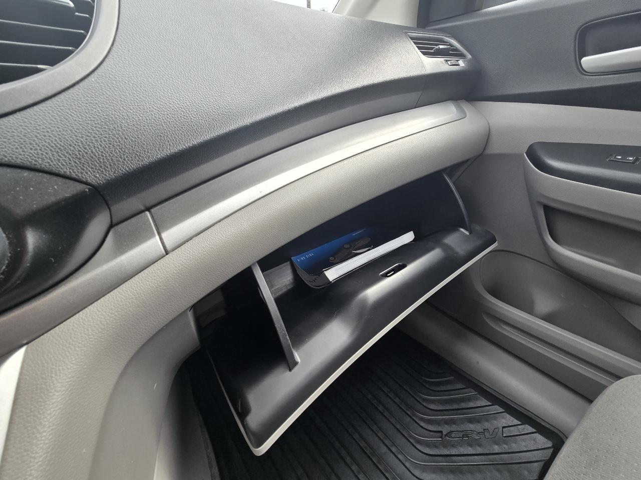 Honda CR-V LX 4WD 5-Speed AT 2013
