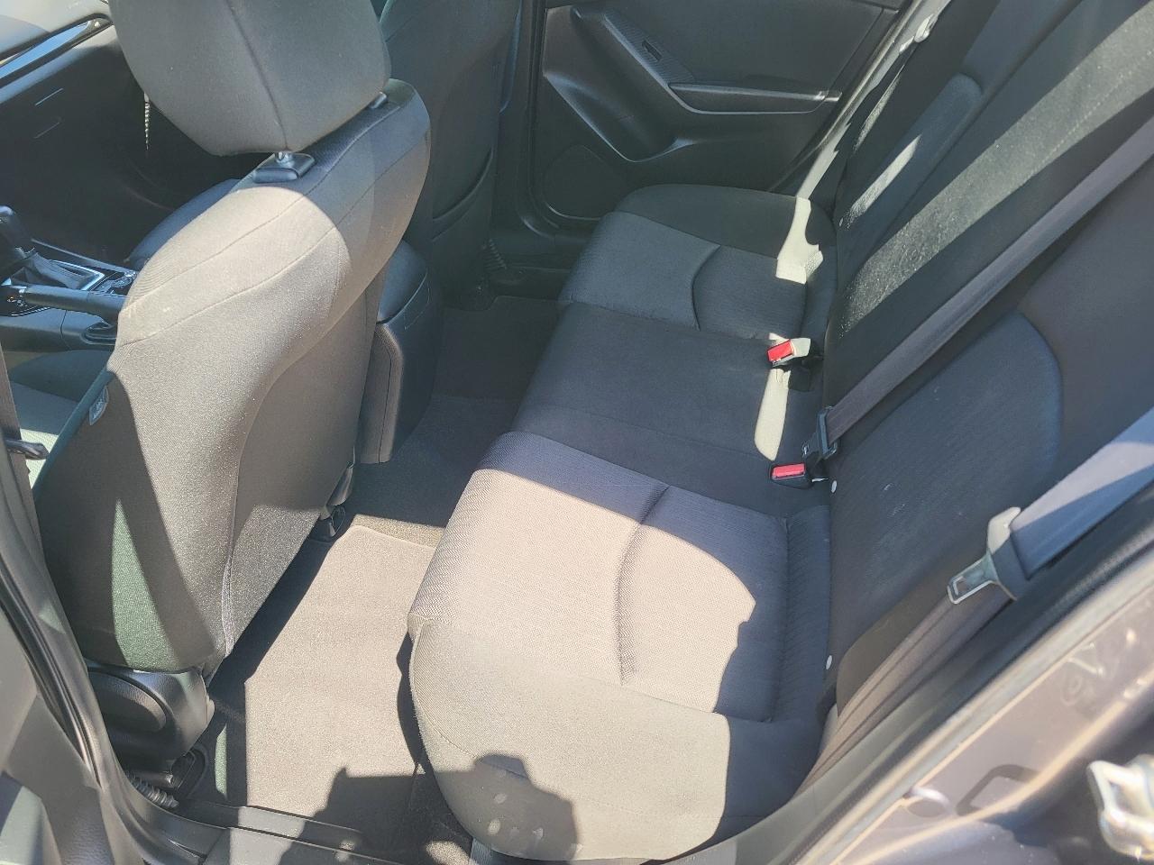 Mazda MAZDA3 i Sport AT 4-Door 2015