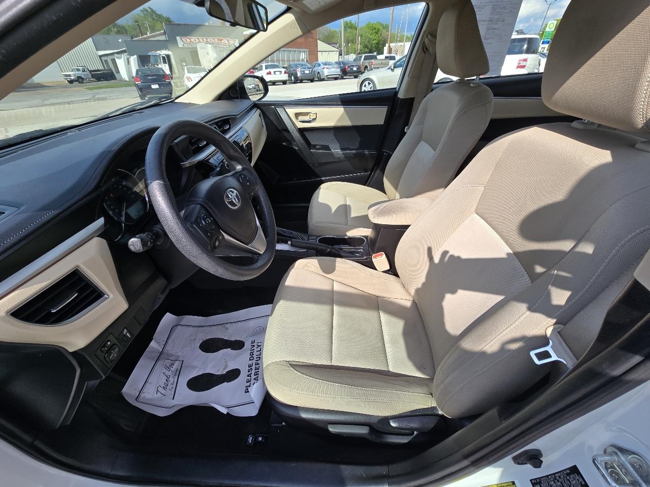 Toyota Corolla LE Eco CVT 2015